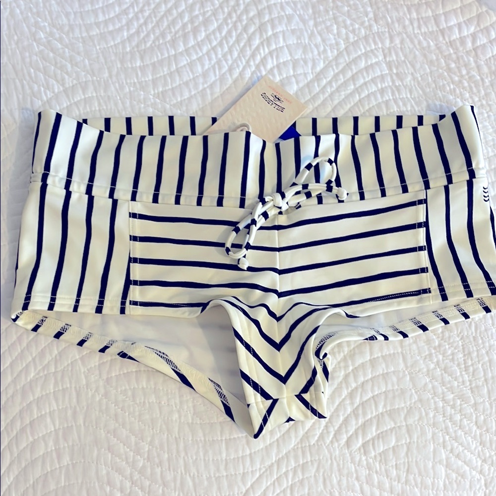 NWT Billabong “Island Time Surf Short” - Size M